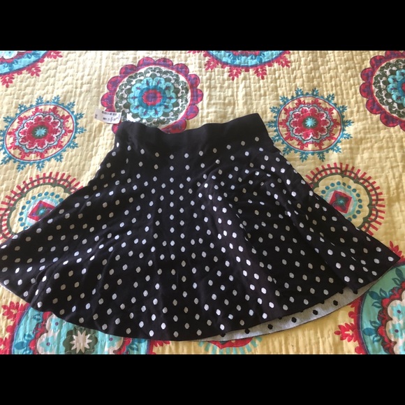 NWT reversible knit skirt - Picture 1 of 2